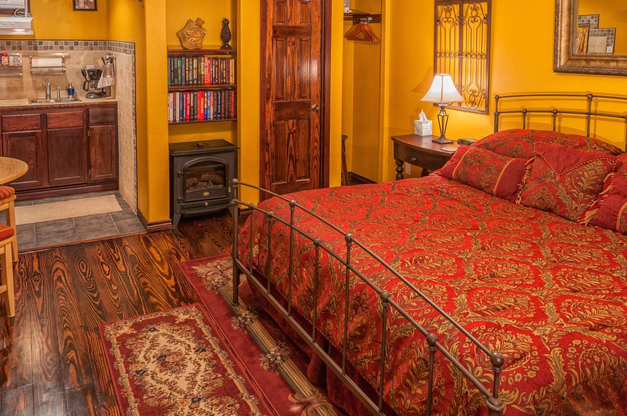 Holiday Lodge On بحيرة كانيون المظهر الخارجي الصورة